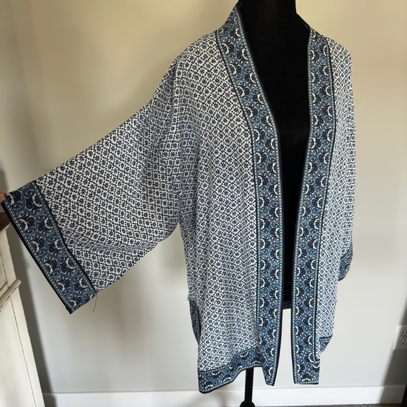 Max Studio Kimono Top - Picture 2 of 3